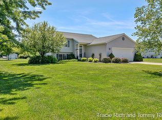 4944 Dio Dr NE, Cedar Springs, MI 49319