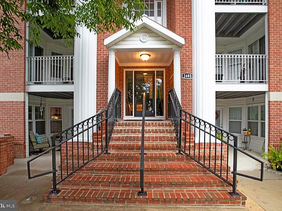 2nd image of 2403 Forest Edge Ct Unit 301