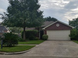 4525 Allegro Dr, Seabrook, TX 77586