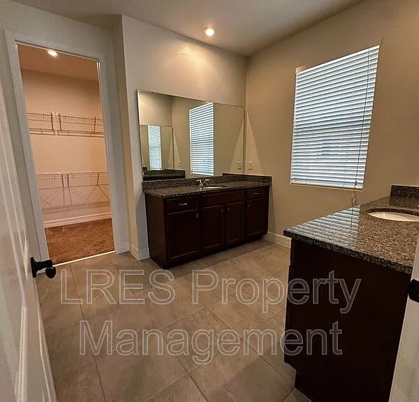 9220 Sea Pine Ave — Photo 22
