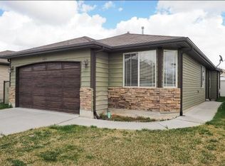 296 N Foxboro Dr, North Salt Lake, UT 84054