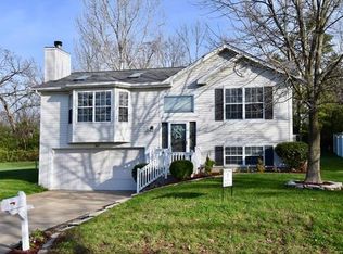 707 Summersong Dr, O'Fallon, MO 63366