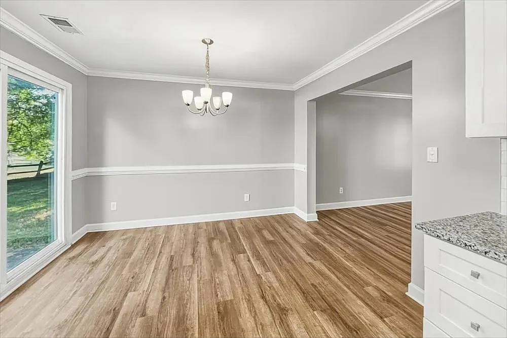 4 bed, 2.5 bath, 1690 sqft, $1,959 — Photo 4