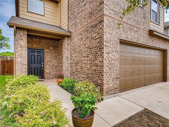 4th image of 9801 Tolima Dr