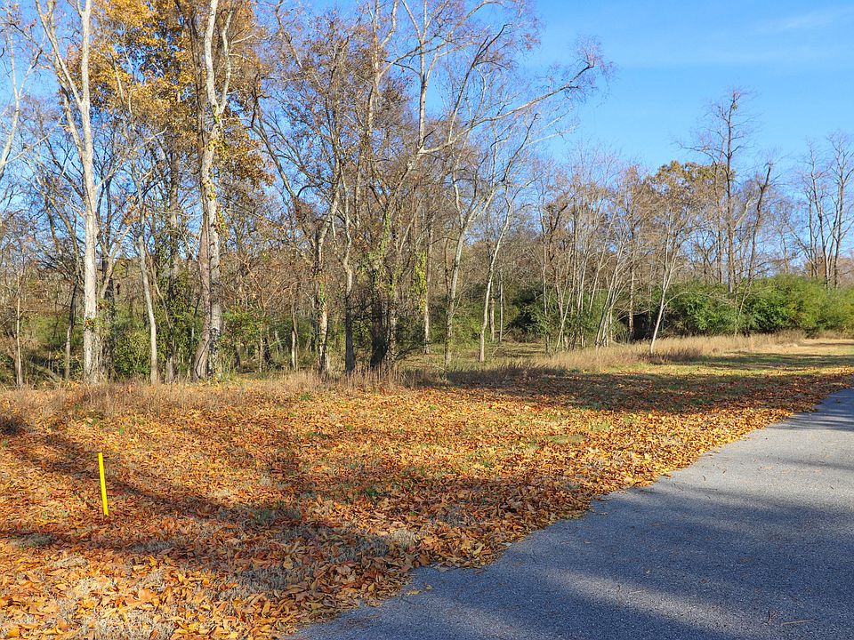 1st image of E Shore Dr