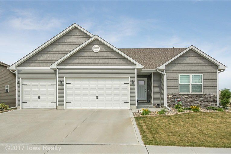 1st image of 714 NW Abbie Dr