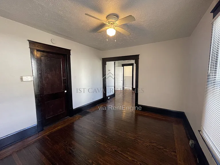 1052 Yale St #3 — Photo 19