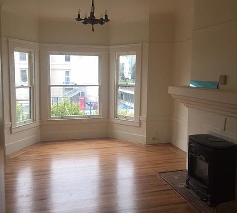 3rd image of 2049 Hayes St