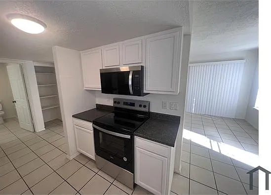 1005 Dickerson Dr SE #A — Photo 10