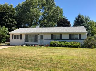 4213 Arlene Dr, Lansing, MI 48917