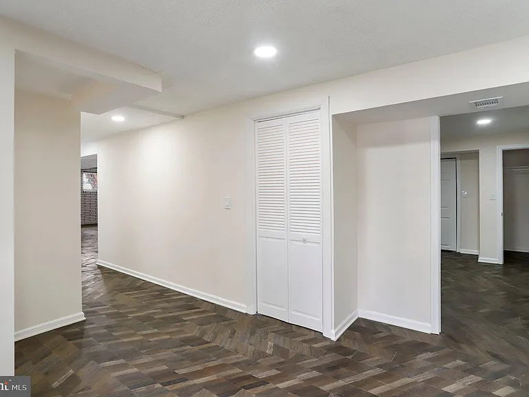 5 Orchard Pl — Photo 38