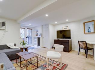 114 F St SE #B, Washington, DC 20003