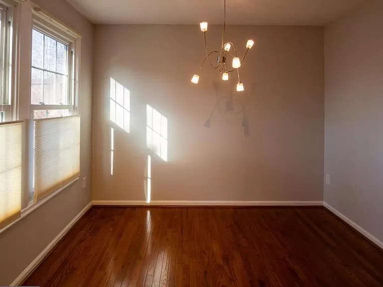 727 Herndon Woods Ct — Photo 12