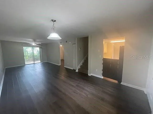 4411 SW 34th St #1304 — Photo 5