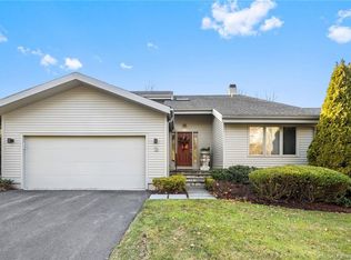 2 Thistle Holw #2, Avon, CT 06001