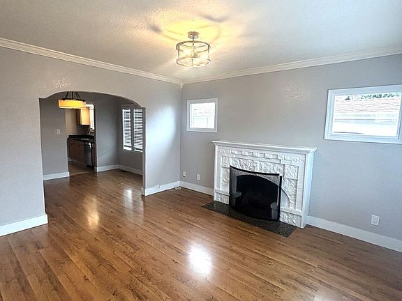 3rd image of 5352 Walnut St