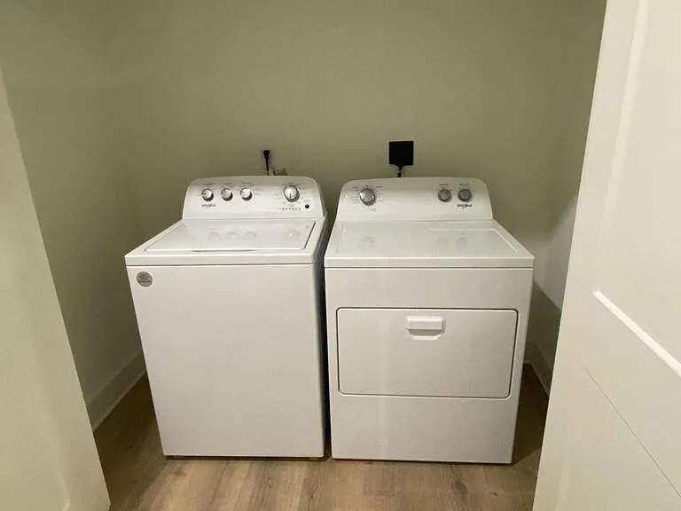 2441 Memphis St #3 — Photo 11
