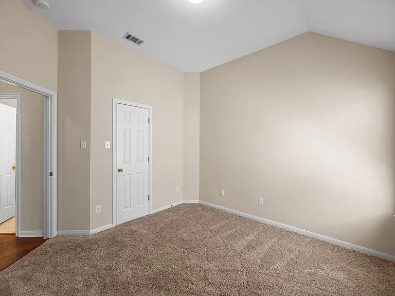 3808 Noe Ln — Photo 22