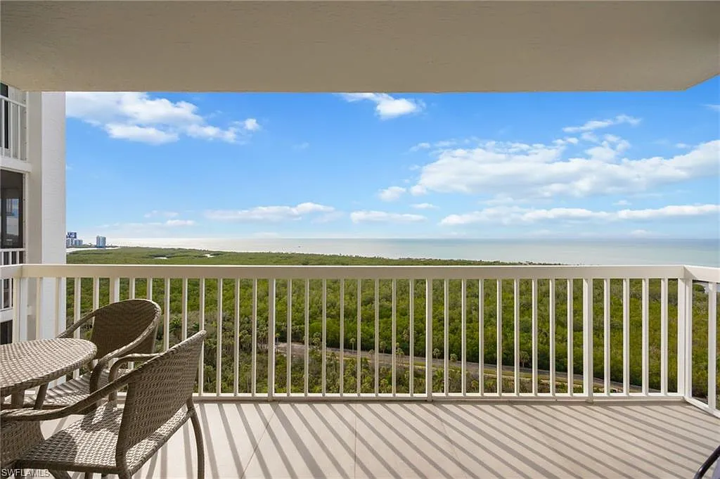 3 bed, 2.0 bath, 1787 sqft, $17,000 — Photo 2