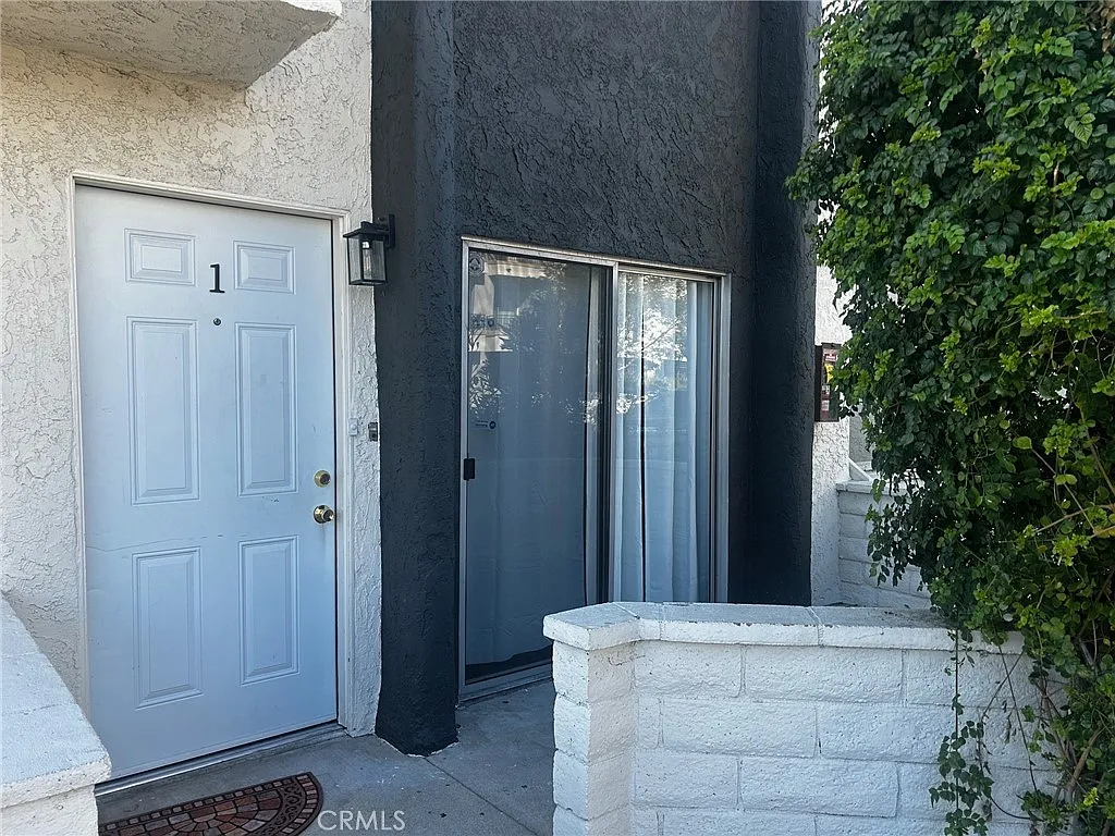 Building Photo - 14931 Magnolia Blvd #1