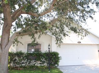 2097 Redwood Cir NE, Palm Bay, FL 32905