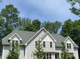 8 Huntington Ave, Sharon, MA 02067