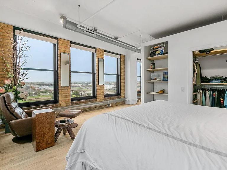 290 Market St #702 — Photo 28