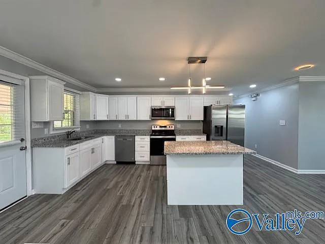 3505 Mastin Lake Rd NW