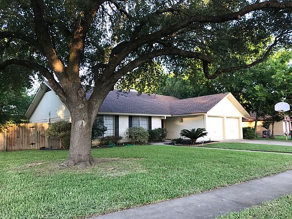 2nd image of 105 Shiloh Dr
