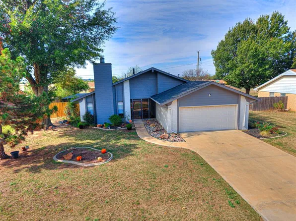 118 Bowerwood Dr, Chickasha, OK 73018