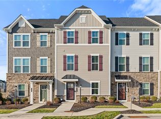 131 Bucktail Dr, Cranberry Township, PA