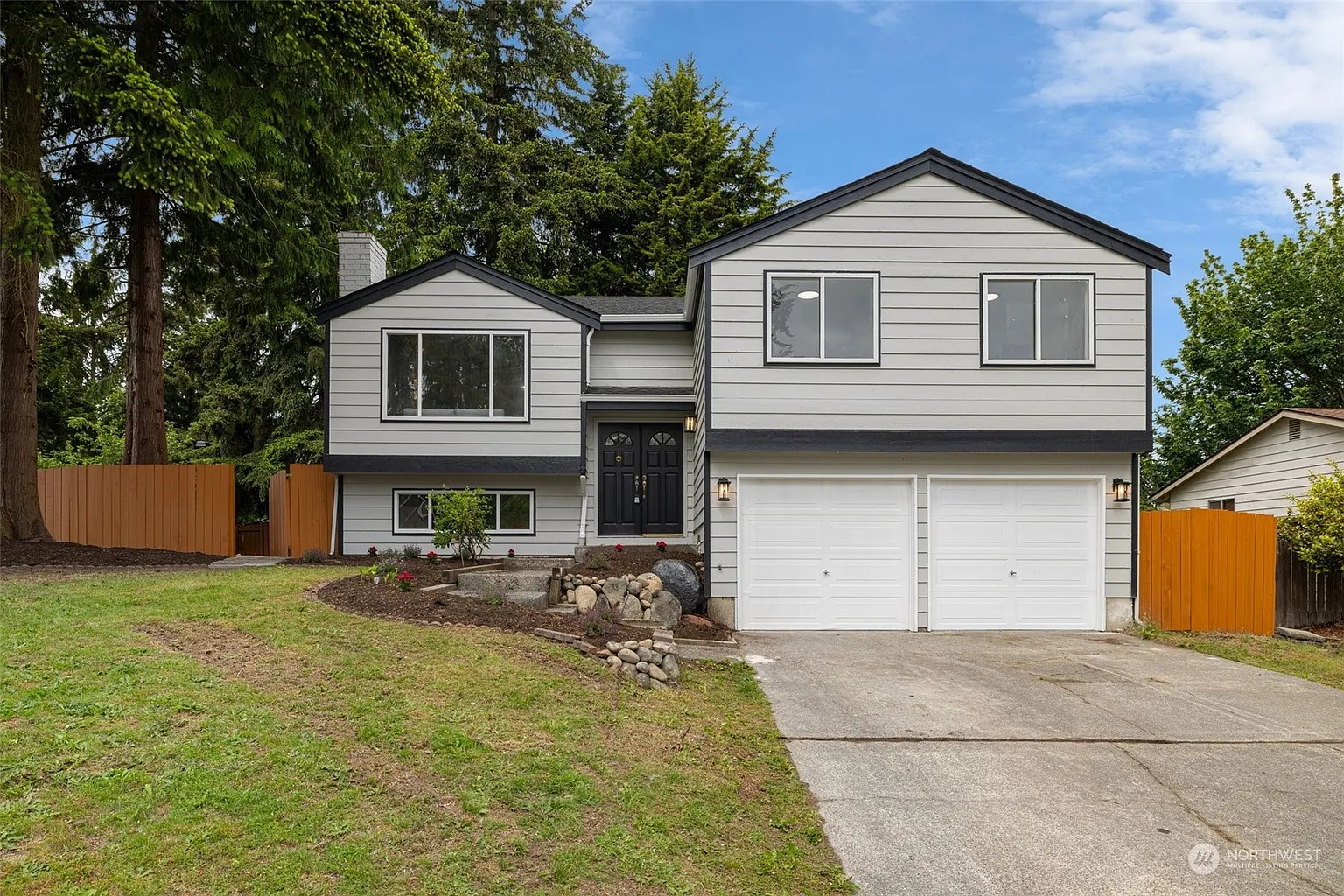 33137 35th Avenue SW photo 1