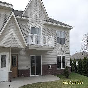1st image of 220 Linden Ct APT A