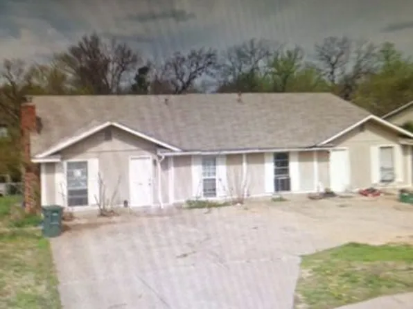 3155 N Old Missouri Rd, Fayetteville, AR 72703