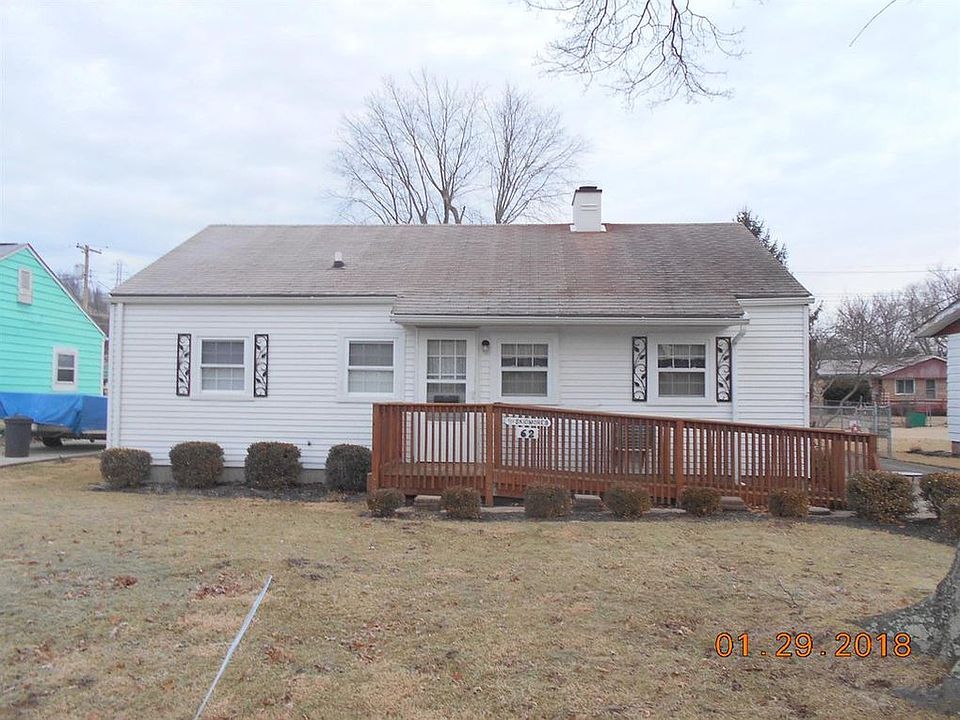 1st image of 62 Decker Ave