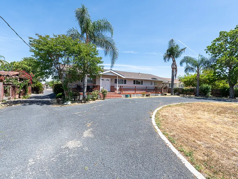 3178 S Corral Hollow Rd — Photo 8