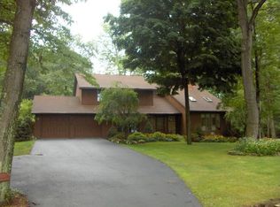 1008 Whippoorwill Dr, Clarks Summit, PA 18411