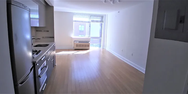 Rented by Level Group | media 9