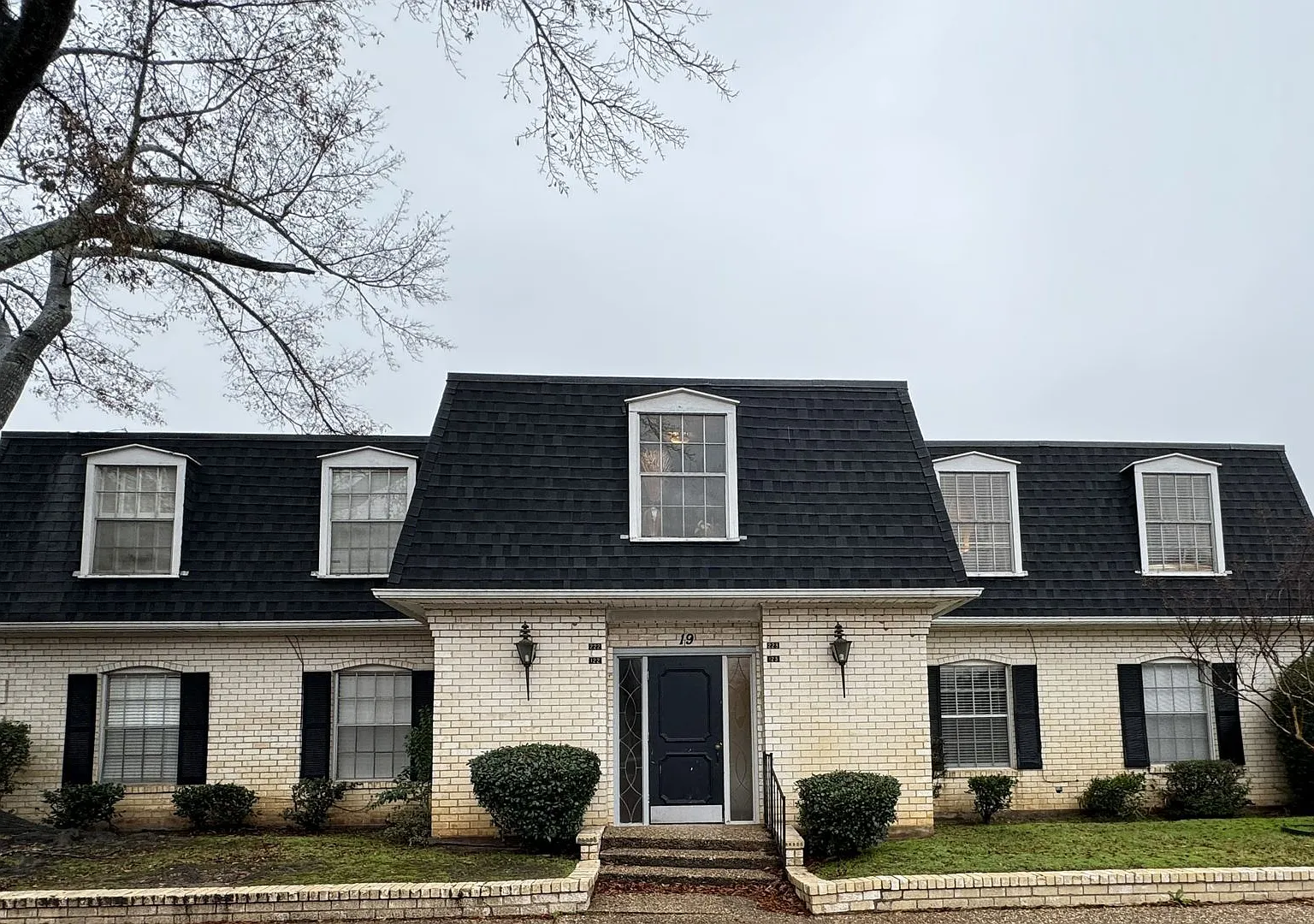 3730 Fairfield Ave — Photo 1