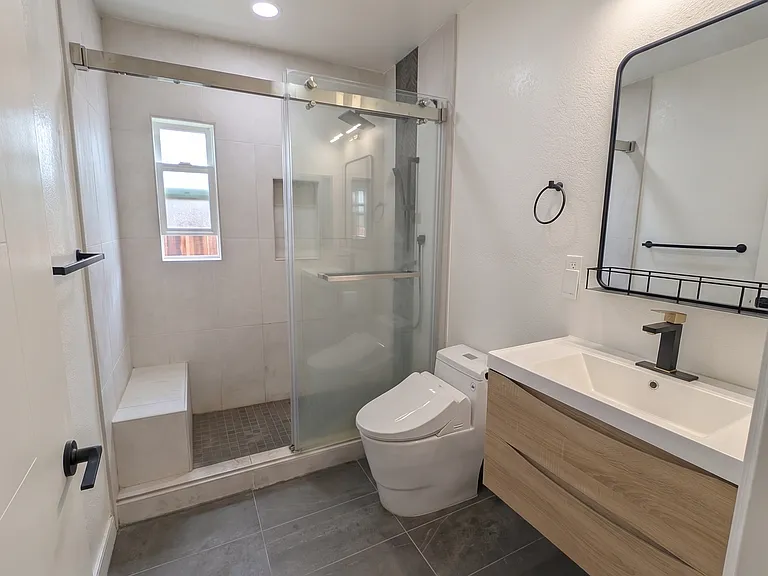 1681 Latham St #3 — Photo 6