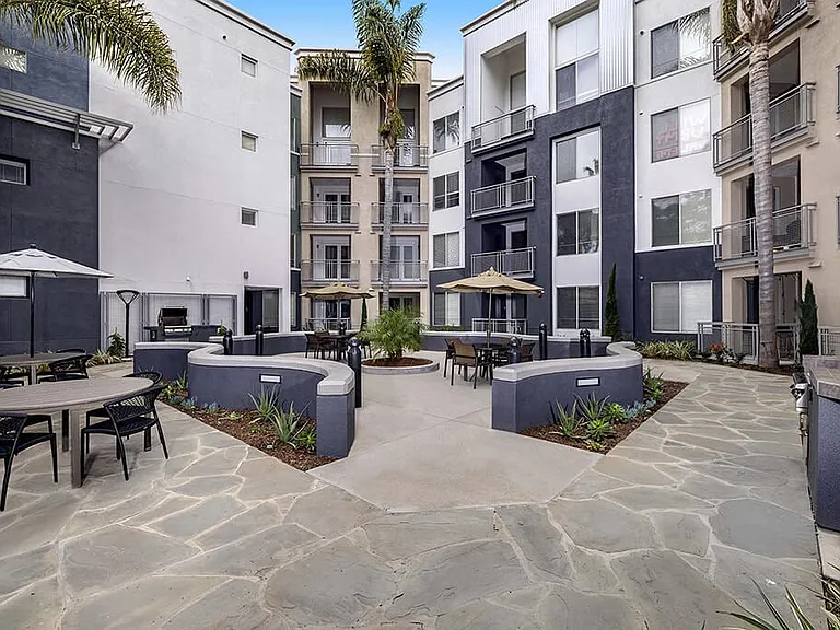 Main and Jamboree Apartments — Photo 18
