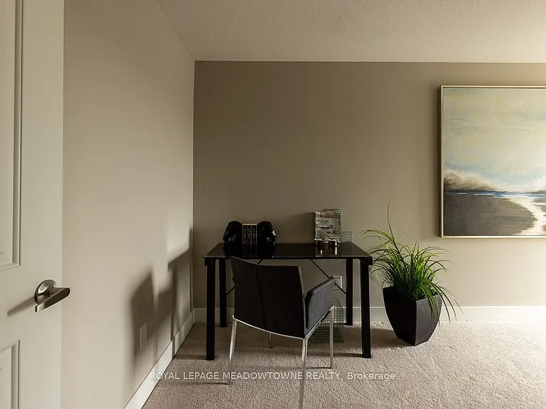 2144 Meadowgate Blvd — Photo 7