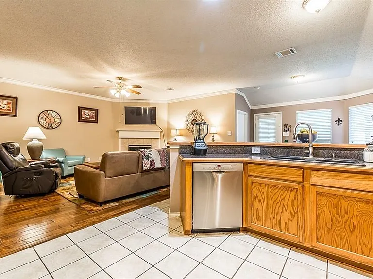 9809 Coolidge Dr — Photo 9