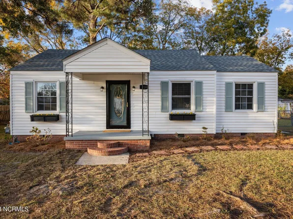 312 Edwards Avenue, New Bern, NC 28560