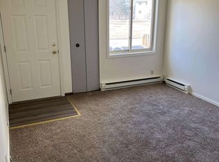 46 Clayton Ct, Winnebago, IL 61088