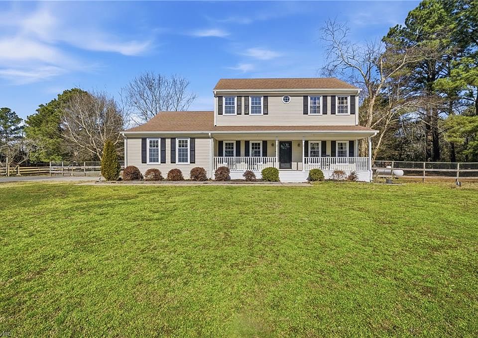 1st image of 224 Saint Brides Rd E