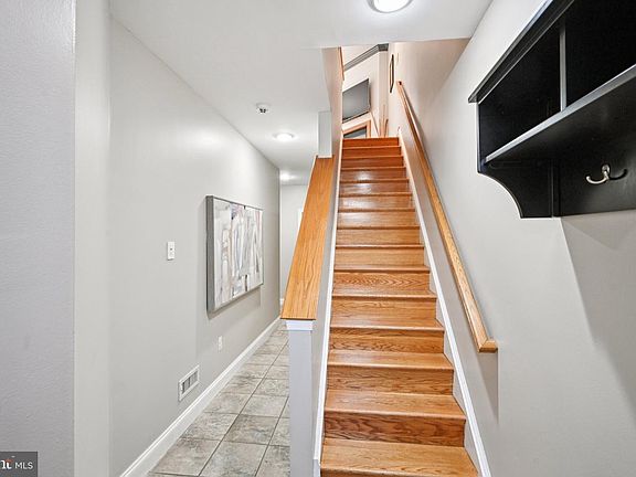 3rd image of 1704 Rodman St