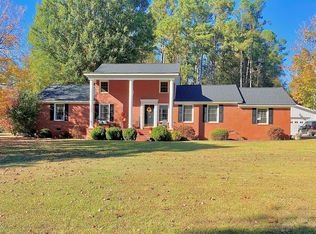 50 Pinehurst St, Abbeville, SC 29620