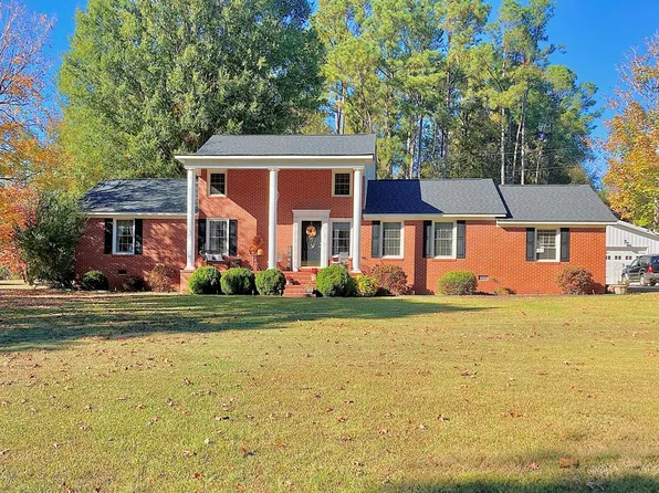50 Pinehurst St, Abbeville, SC 29620