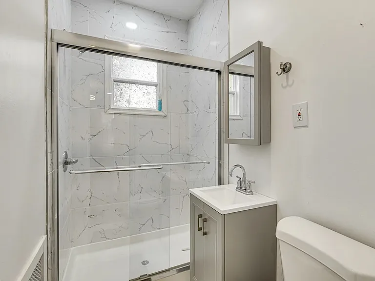 77 Laidlaw Ave #3 — Photo 18